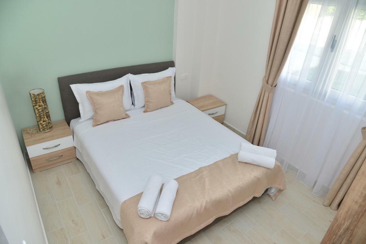 Helada Apartments Tivat Kültér fotó