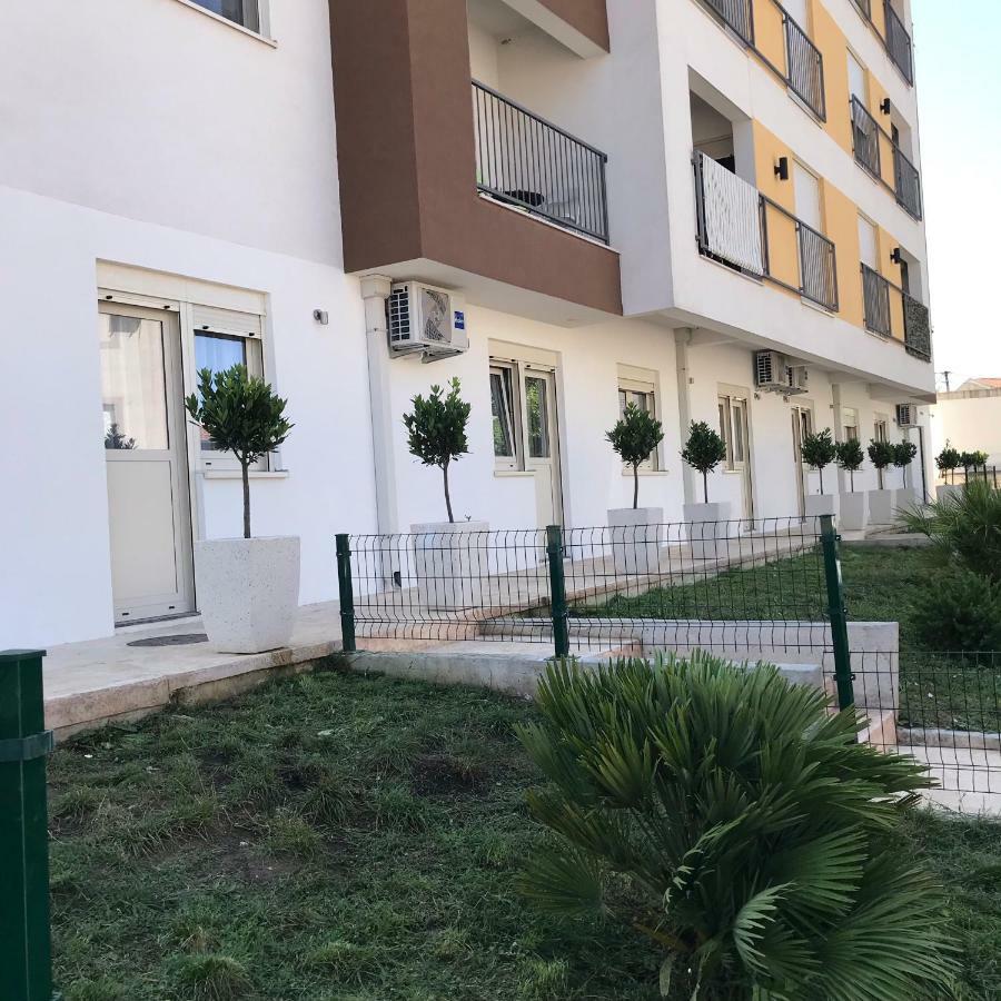 Helada Apartments Tivat Kültér fotó